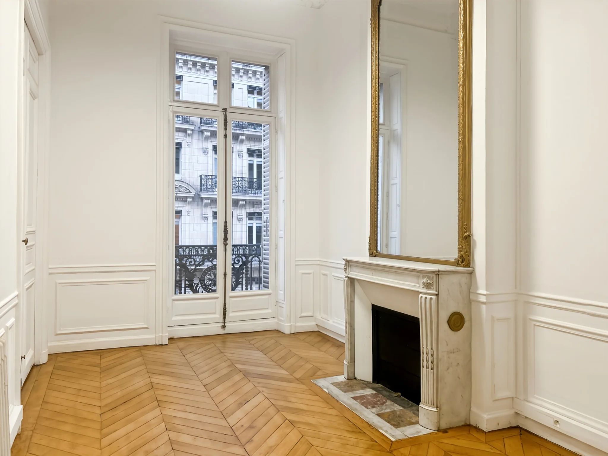 Bureau 1 142 m² – Paris (75008)