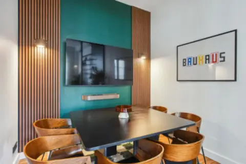 Bureau 140 m² – Paris (75003)