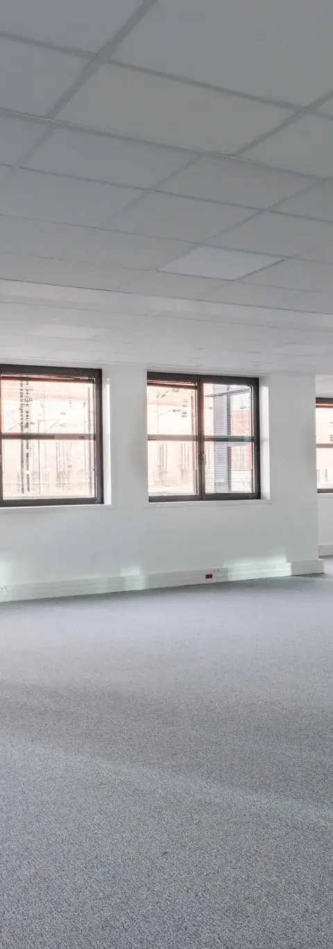 Bureau 2 052 m² – Levallois-Perret (92300)