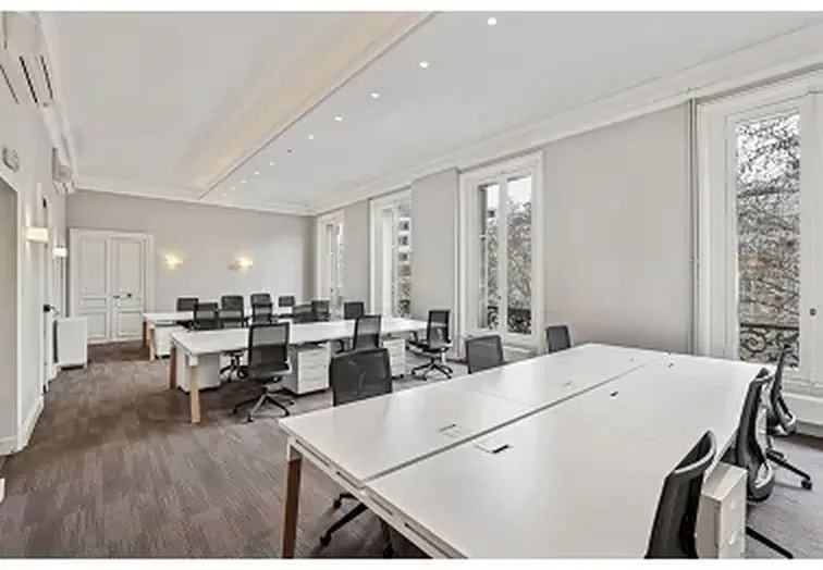 Bureau 491 m² – Paris (75009)