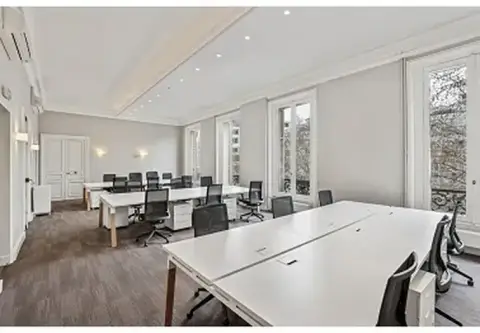 Bureau 491 m² – Paris (75009)
