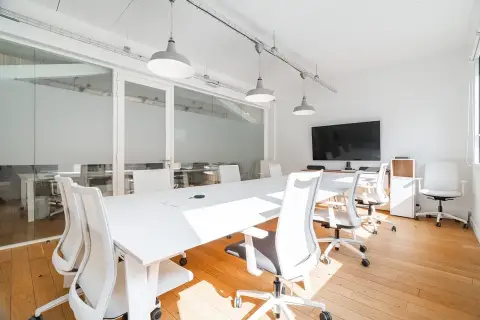 Coworking 354 m² – Paris (75010)