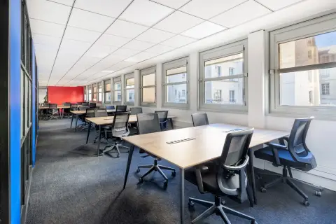 Coworking 354 m² – Paris (75010)
