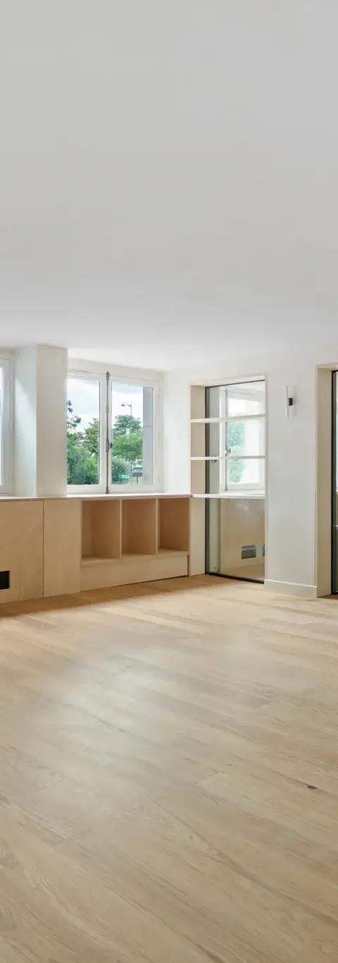 Bureau 325 m² – Paris (75008)