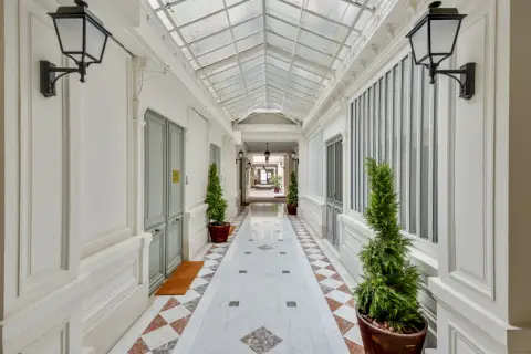 Bureau 598 m² – Paris (75009)