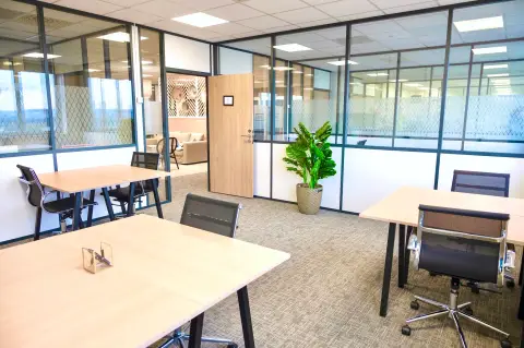 Coworking 46 m² – Nanterre (92000)