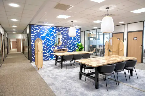 Coworking 46 m² – Nanterre (92000)