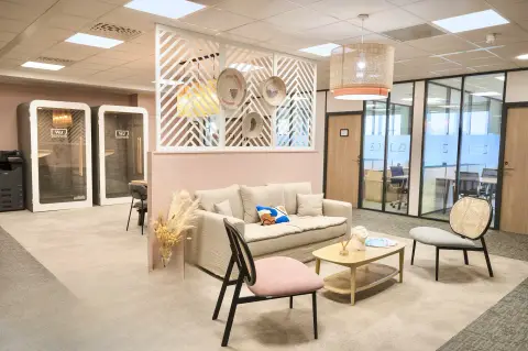 Coworking 46 m² – Nanterre (92000)