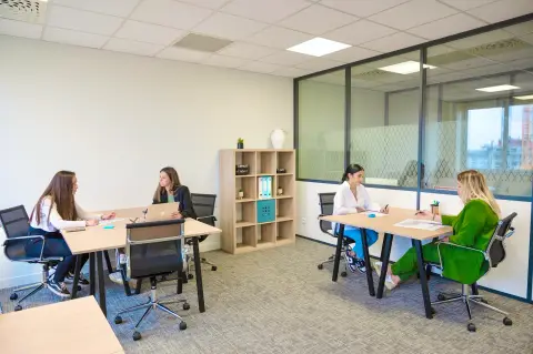 Coworking 46 m² – Nanterre (92000)