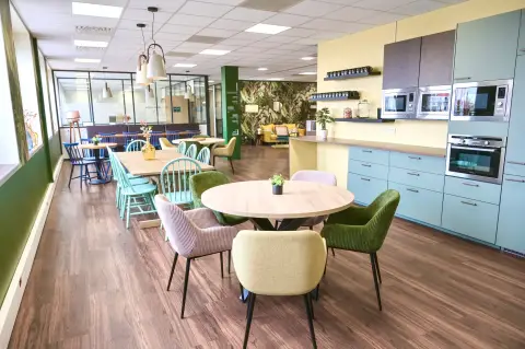 Coworking 46 m² – Nanterre (92000)