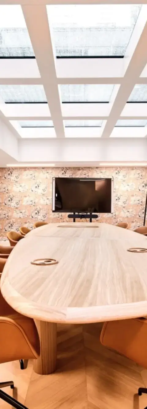 Bureau 165 m² – Paris (75116)