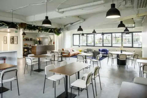 Bureau 65 m² – Paris (75017)