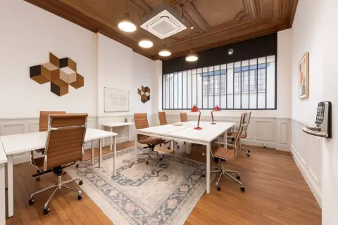 Bureau – Paris (75010)
