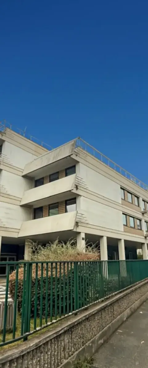 Bureau 1 506 m² – Créteil (94000)