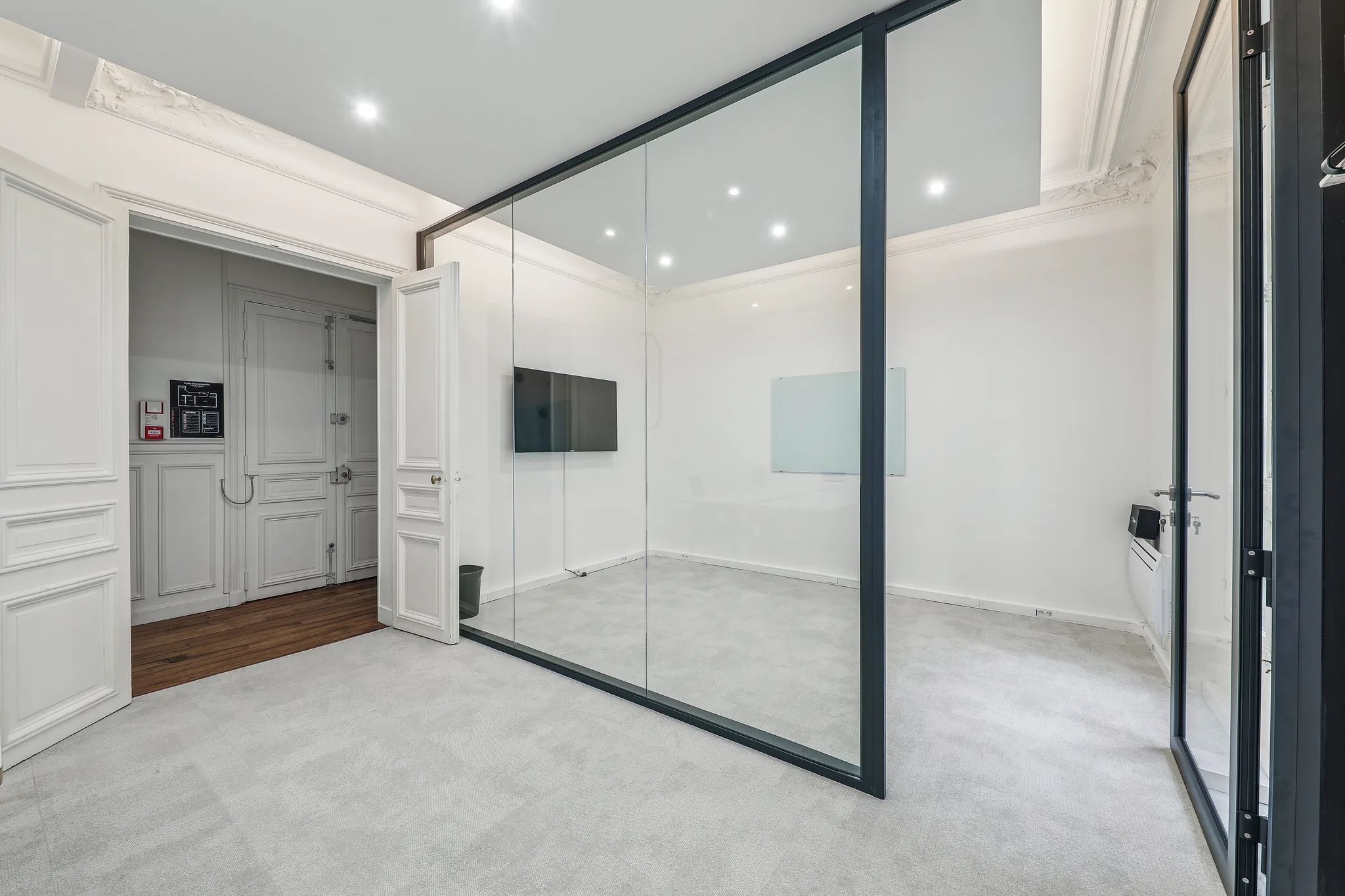 Coworking 70 m² – Paris (75008)