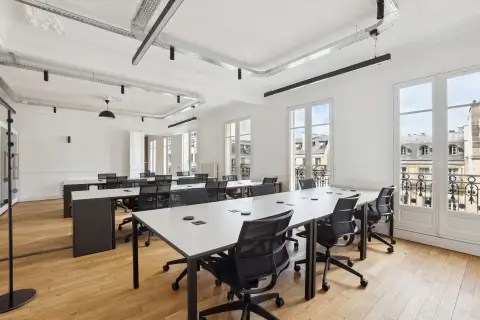 Bureau 260 m² – Paris (75009)