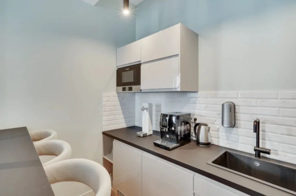 Bureau 147 m² – Paris (75008)