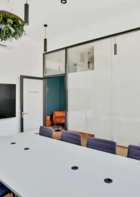 Bureau 147 m² – Paris (75008)