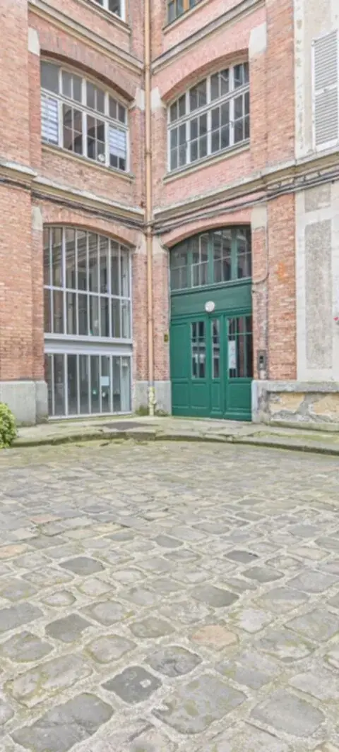 Bureau 200 m² – Paris (75010)