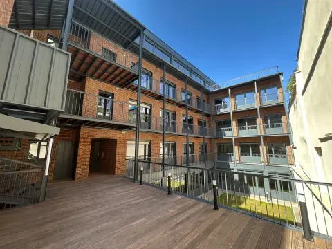 Bureau 1 304 m² – Paris (75019)