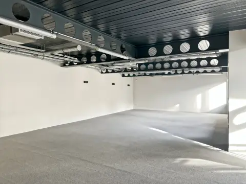 Bureau 1 304 m² – Paris (75019)