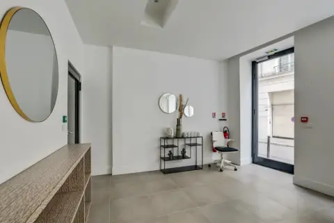 Bureau 81 m² – Paris (75002)