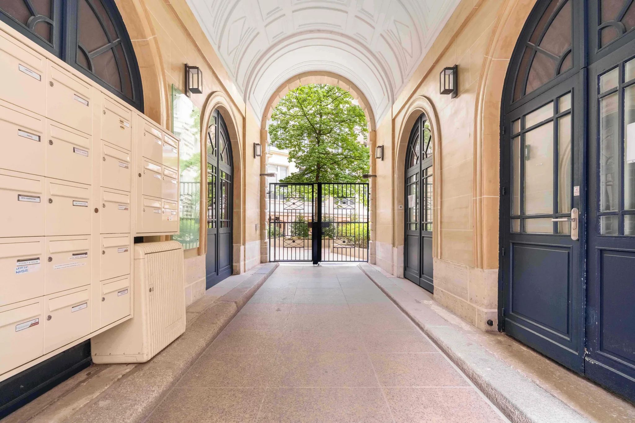 Coworking 231 m² – Paris (75002)