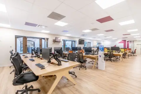 Coworking 231 m² – Paris (75002)