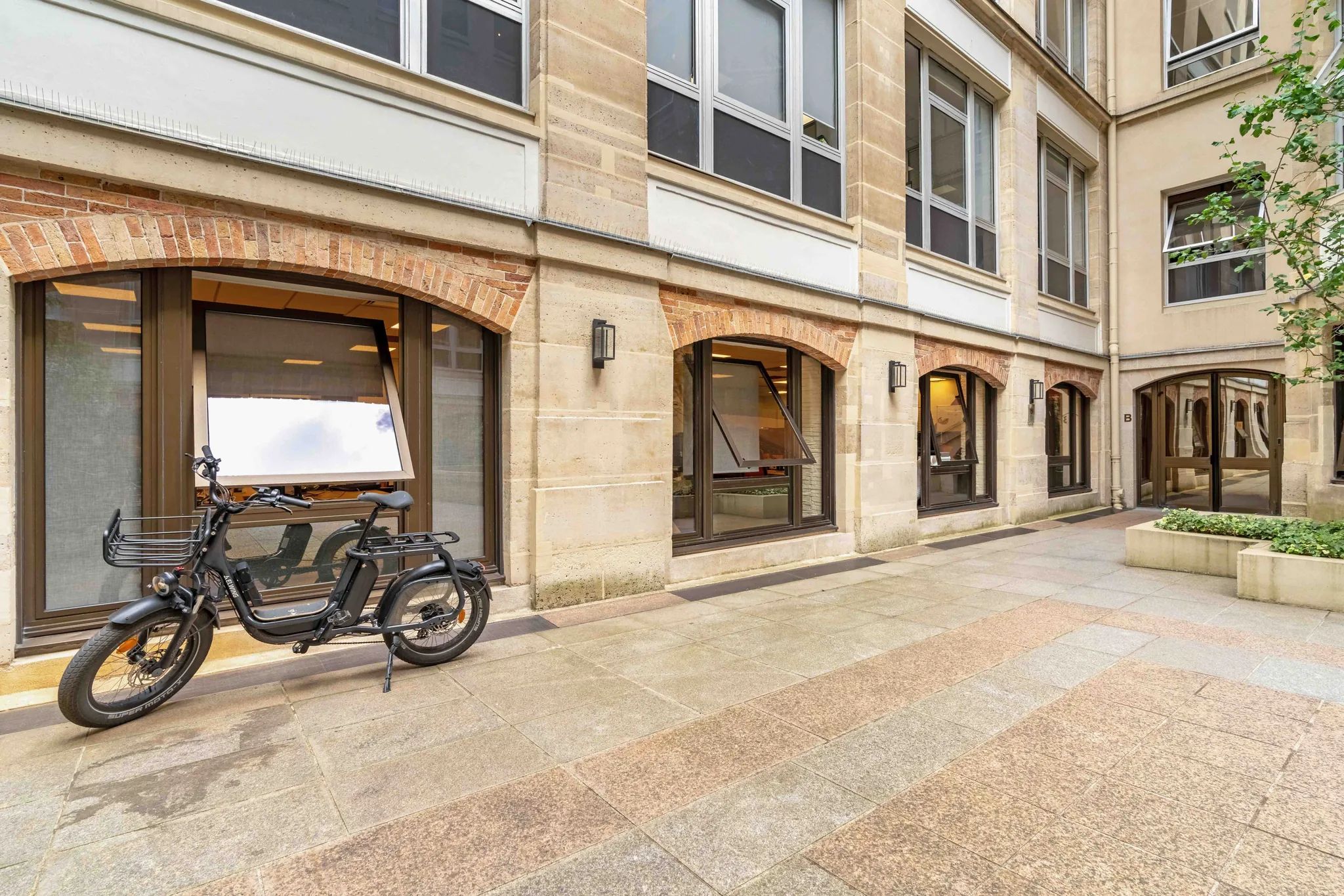 Coworking 231 m² – Paris (75002)