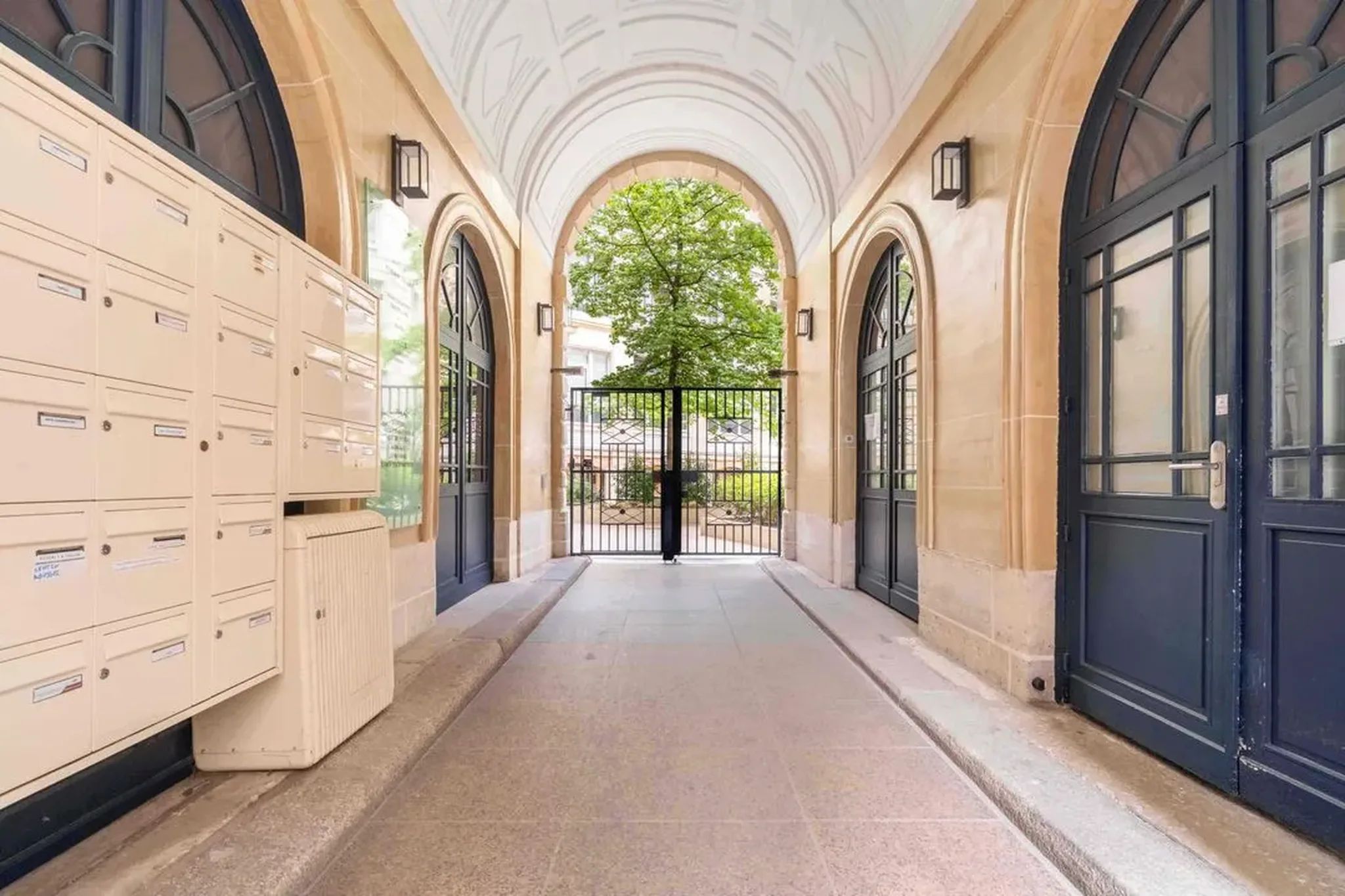 Coworking 231 m² – Paris (75002)