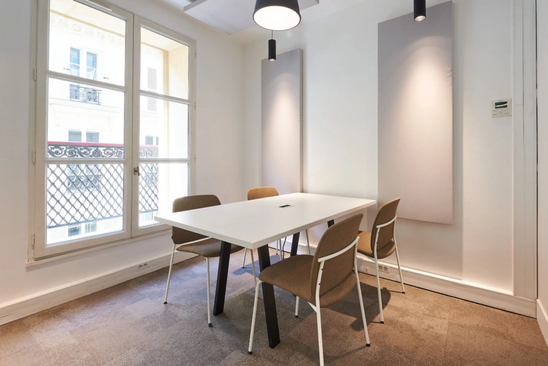 Bureau 816 m² – Paris (75010)