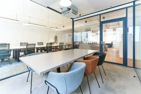Bureau 816 m² – Paris (75010)