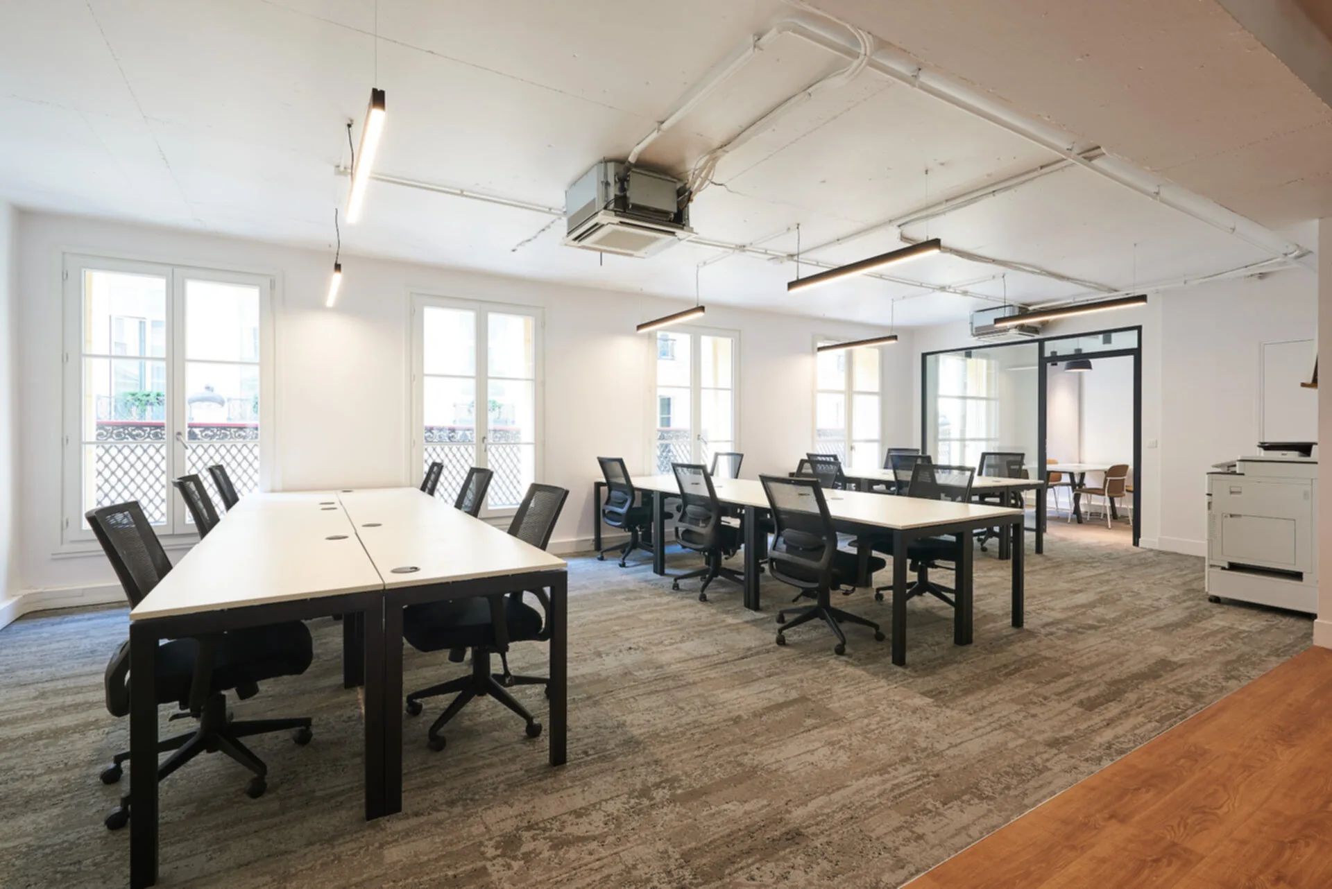 Bureau 816 m² – Paris (75010)