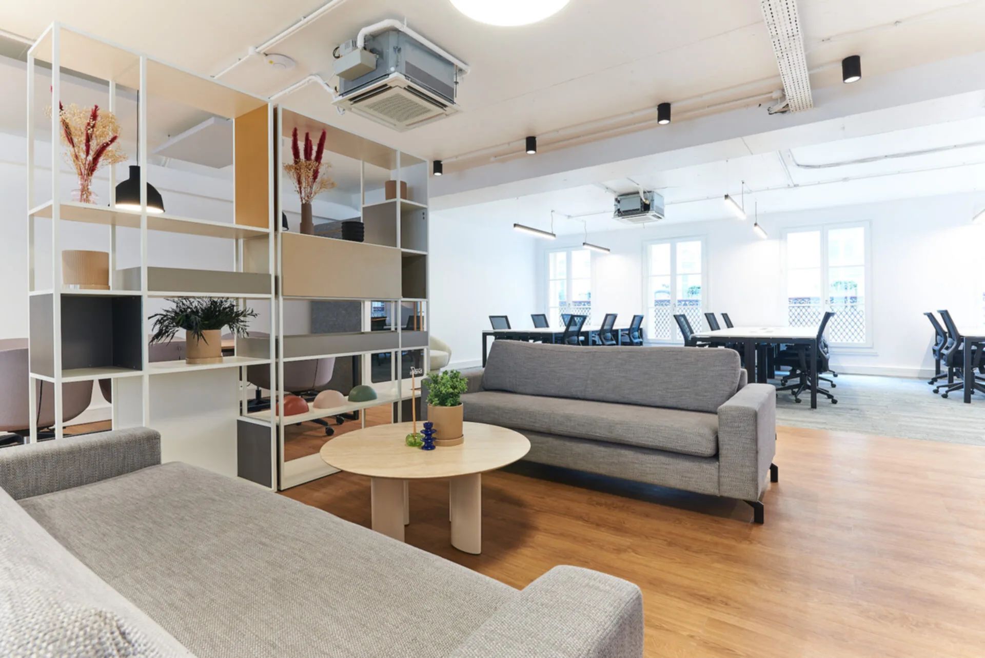 Bureau 816 m² – Paris (75010)