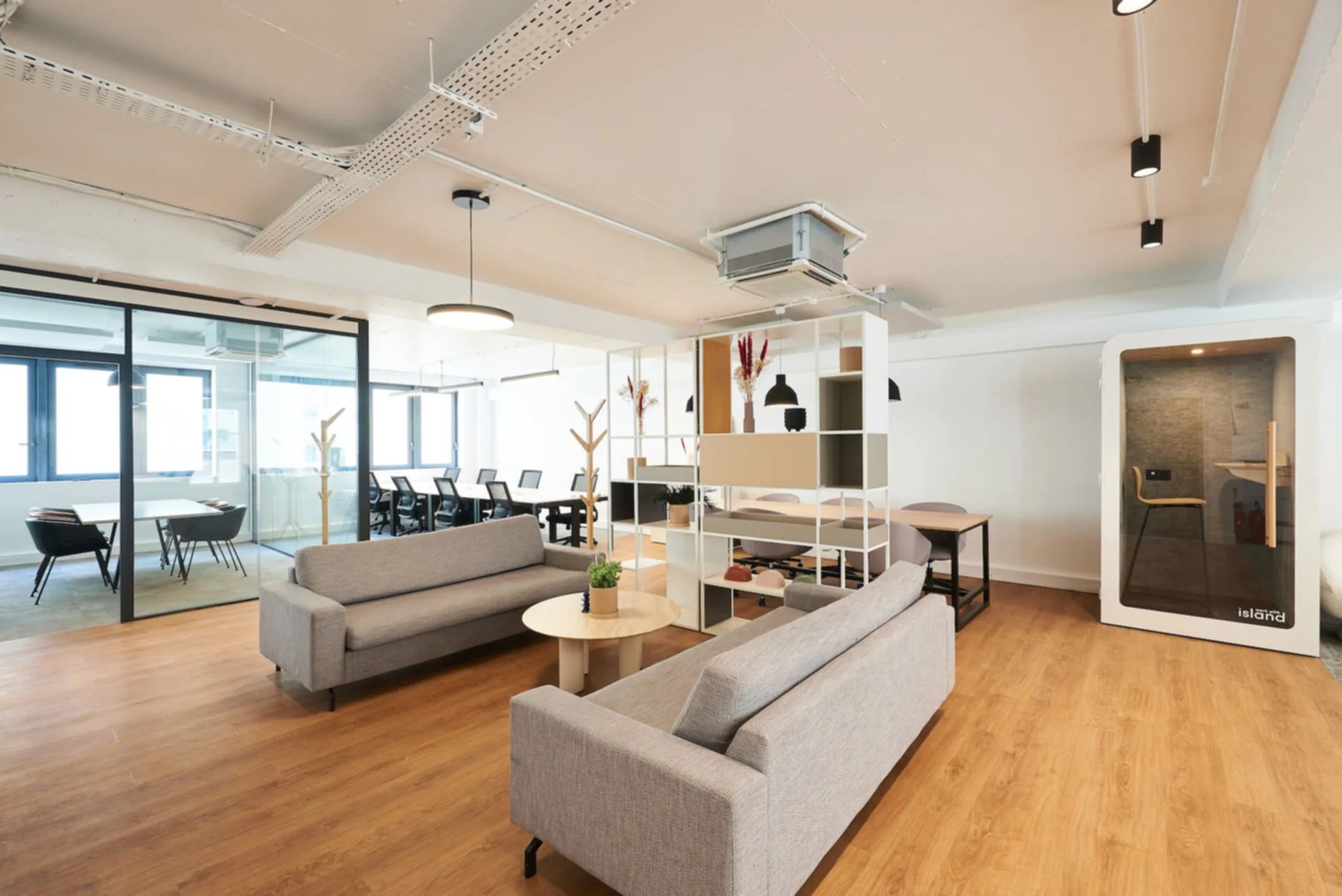 Bureau 816 m² – Paris (75010)