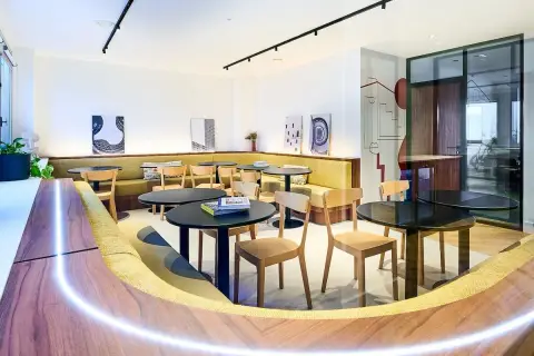 Bureau 150 m² – Paris (75008)