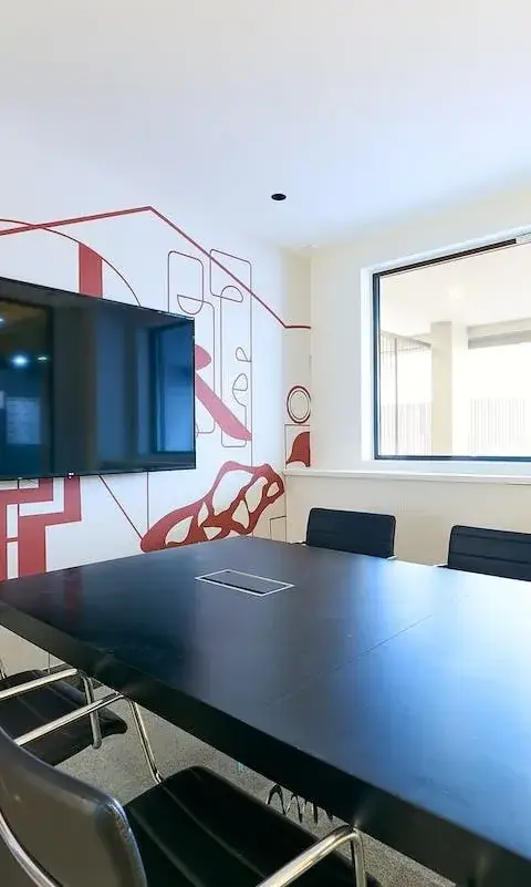 Bureau 150 m² – Paris (75008)