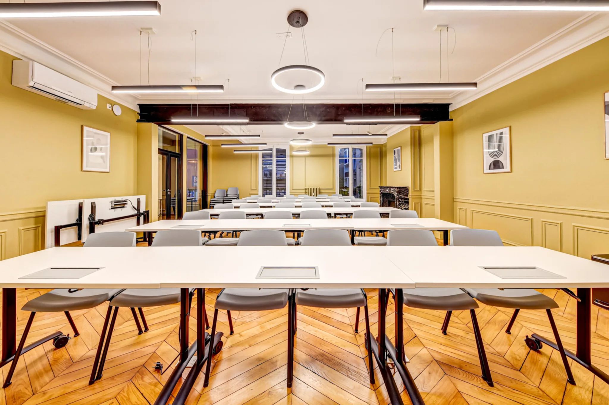 Bureau 450 m² – Paris (75019)