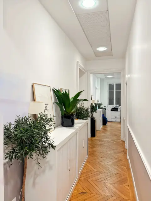 Bureau 280 m² – Paris (75008)