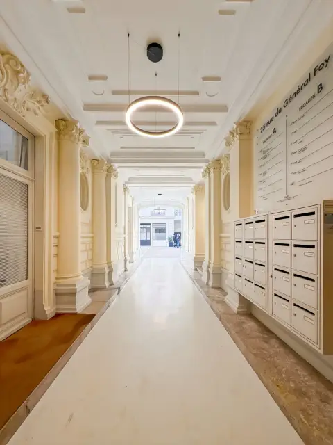 Bureau 280 m² – Paris (75008)