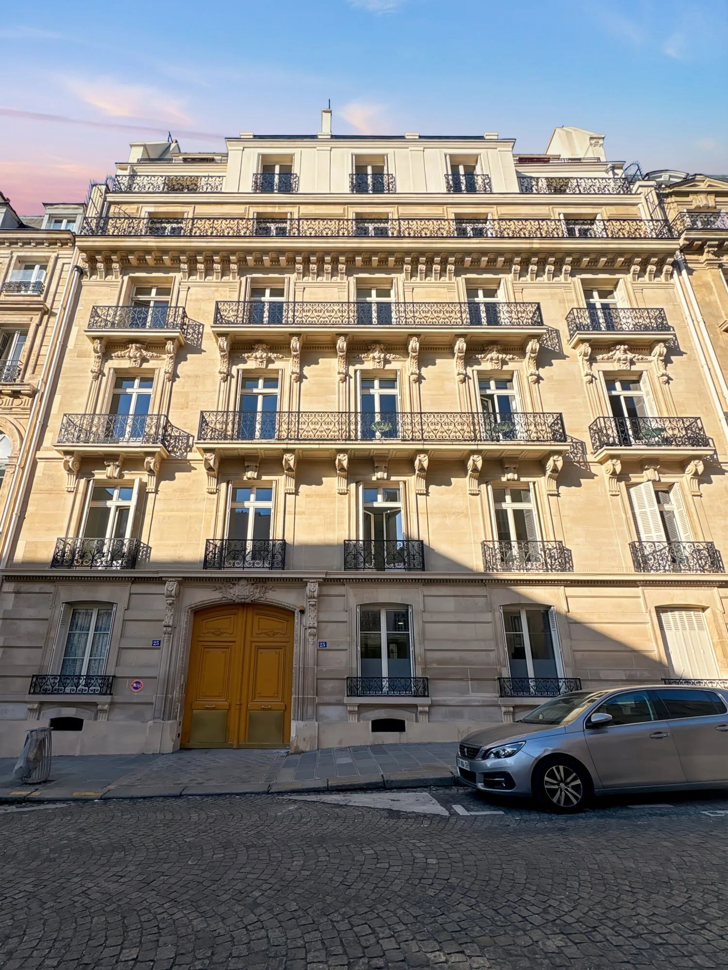 Bureau 280 m² – Paris (75008)