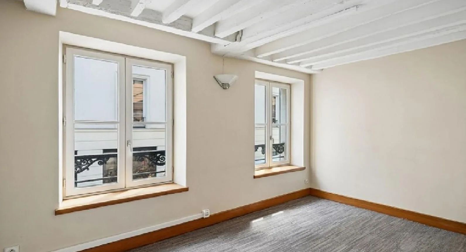 Bureau 70 m² – Paris (75010)
