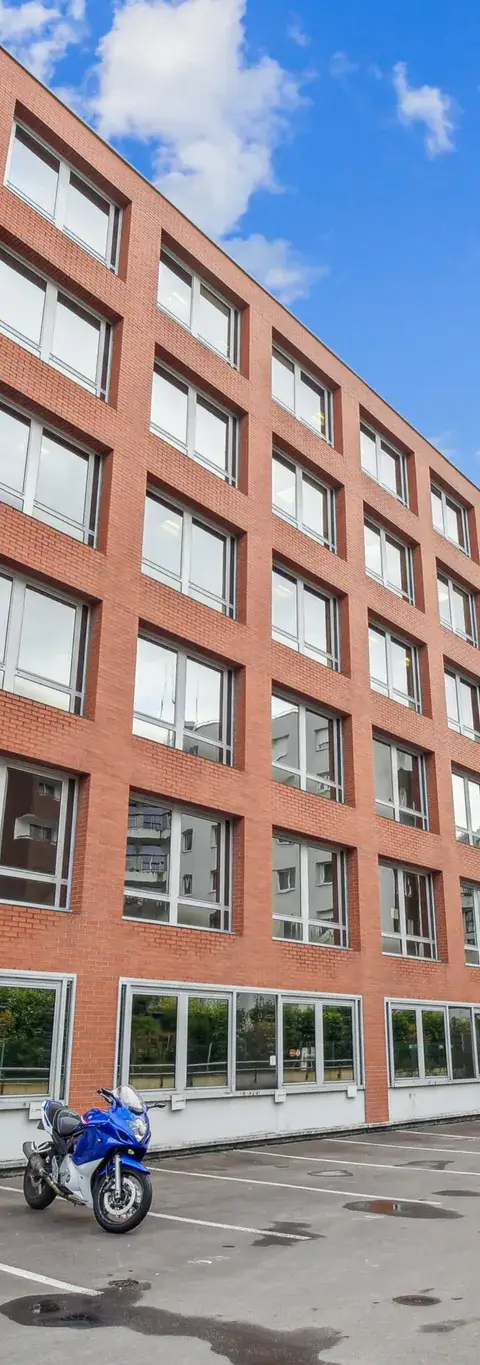 Bureau 6 786 m² – Suresnes (92158)