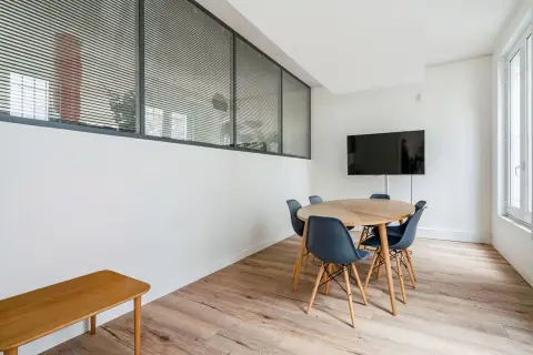 Coworking 50 m² – Paris (75011)
