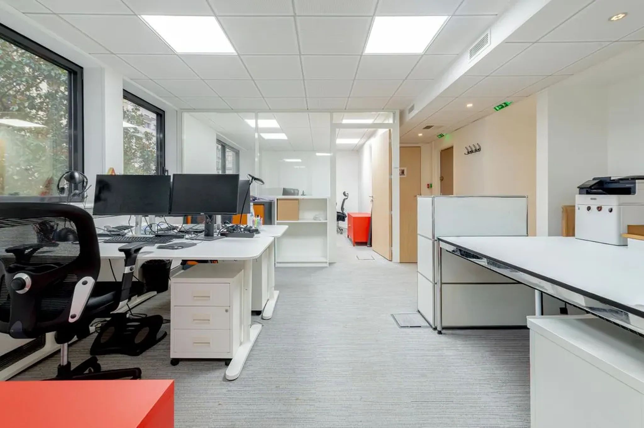 Bureau 120 m² – Paris (75007)