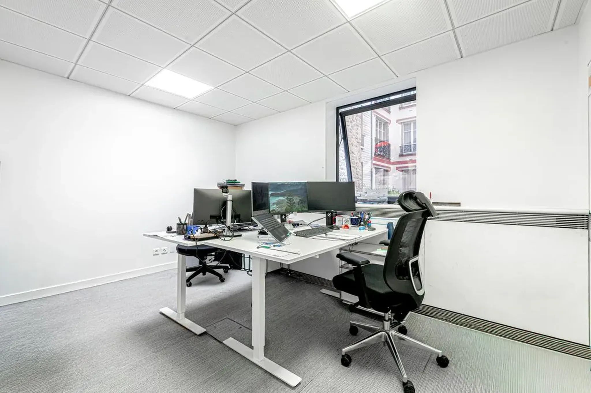 Bureau 120 m² – Paris (75007)