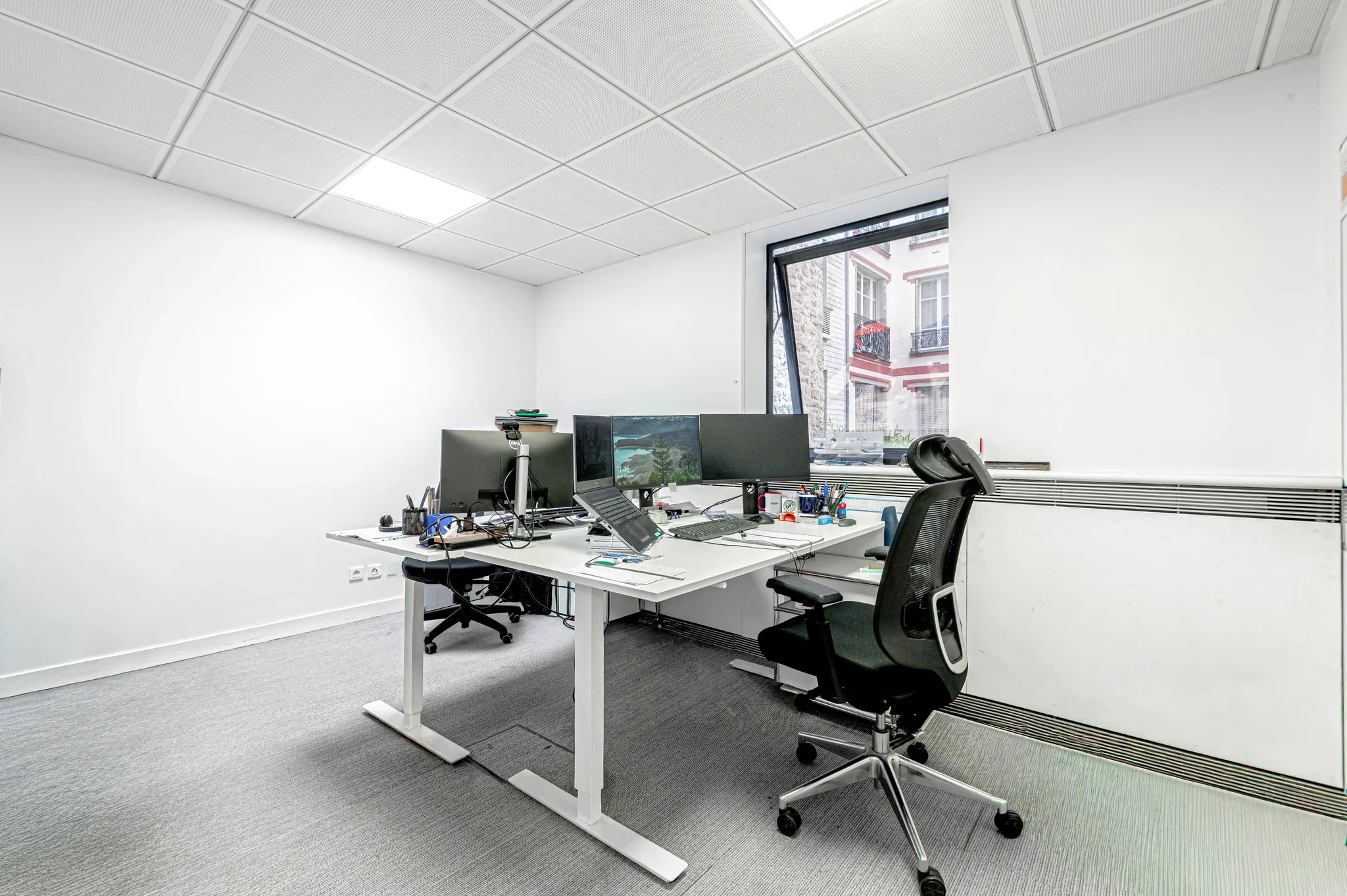 Bureau 120 m² – Paris (75007)
