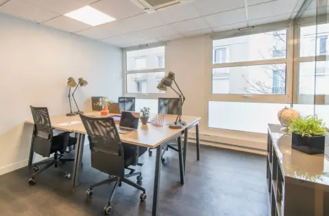 Bureau 176 m² – Clichy (92110)