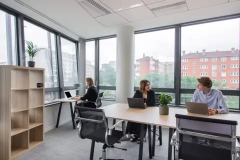 Bureau 203 m² – Colombes (92700)
