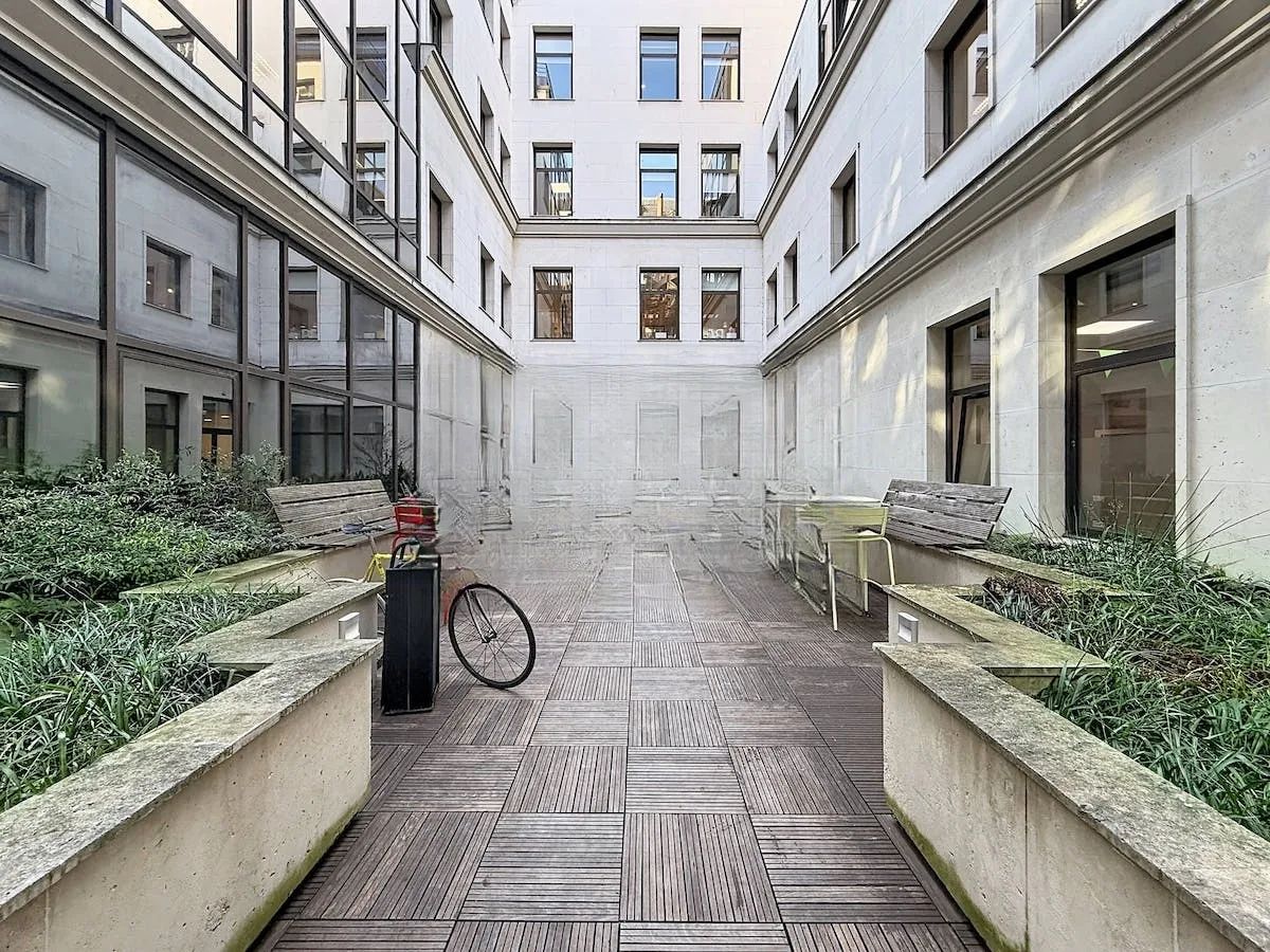 Bureau 397 m² – Paris (75009)